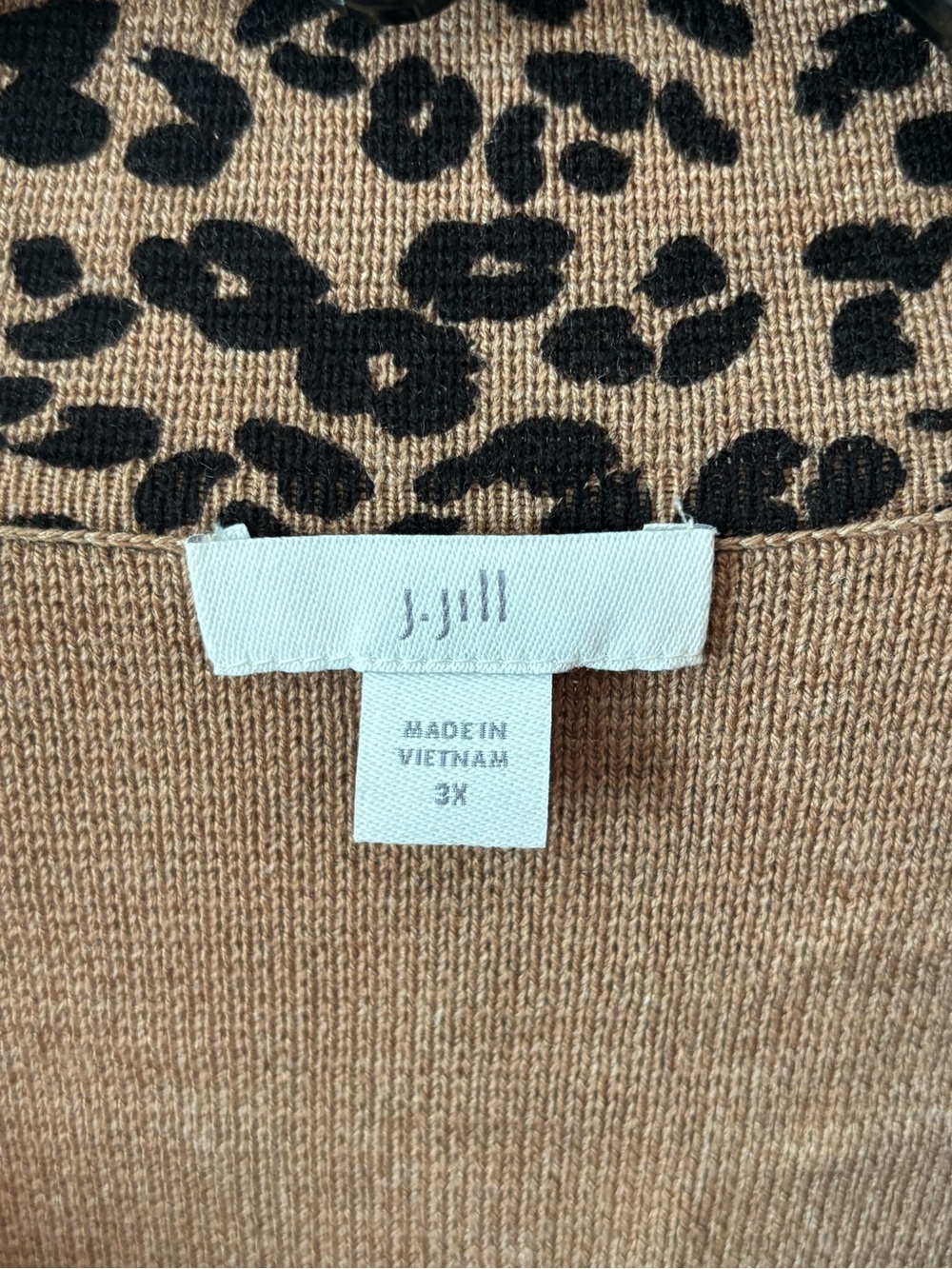 J. Jill Leopard Print Button-Front Shirt Jacket in Tan and Black - Picture 3 of 6